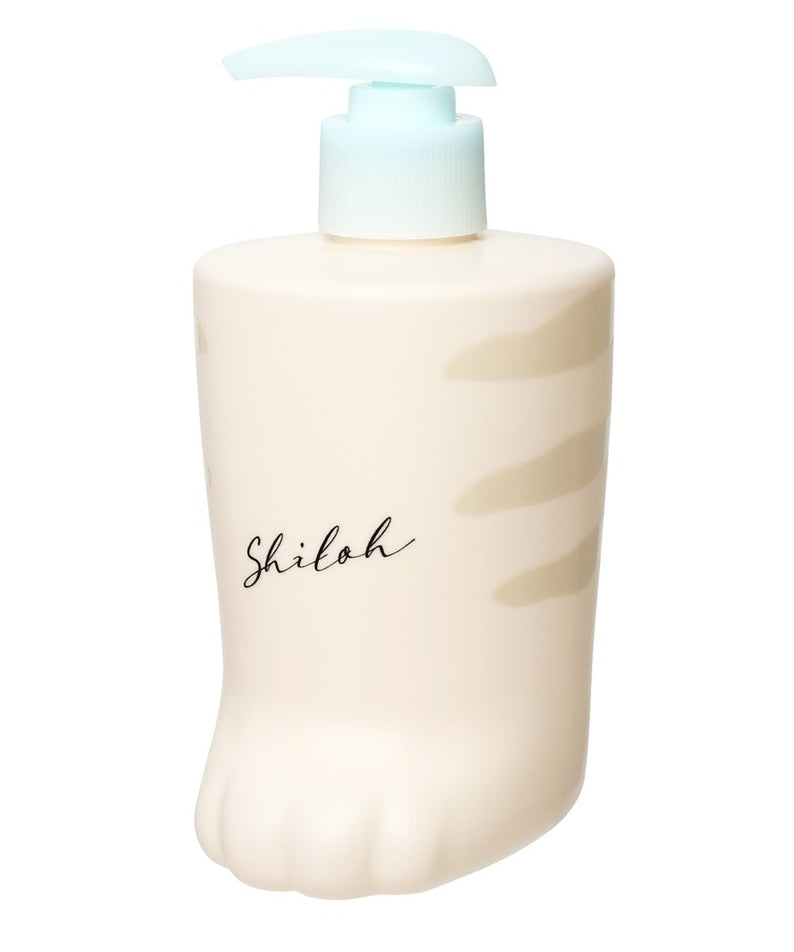 BELLBOY STUDIO Silky Shiloh Prime Conditioner 400ml : flacon crème beige avec pompe, produit cheveux, fond clair.