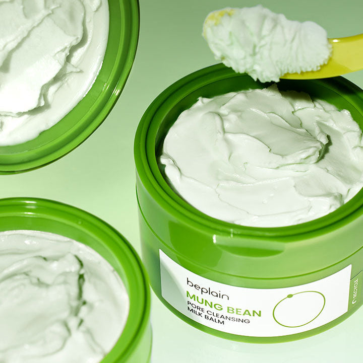 Décris l'image en français : BEPLAIN Mung Bean Pore Cleansing Milk Balm 100ml de la marque beplain, baume en pot vert.