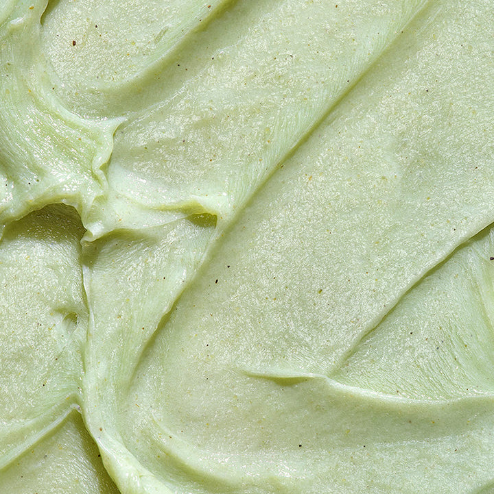 BEPLAIN  Mung Bean pH-Balance Cleansing Foam 160ml : mousse verte BEPLAIN, texture crème sur fond photo.