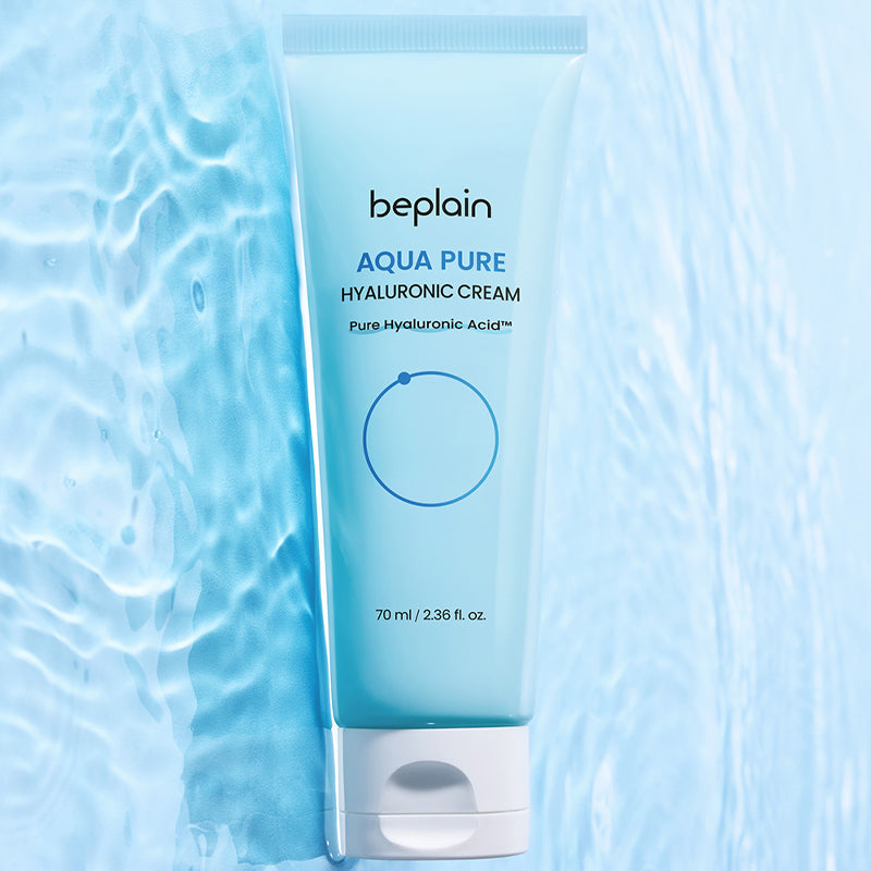 BEPLAIN Aqua Pure Hyaluronic Cream 70ml de la marque beplain, tube bleu sur fond d’eau, crème hydratante.