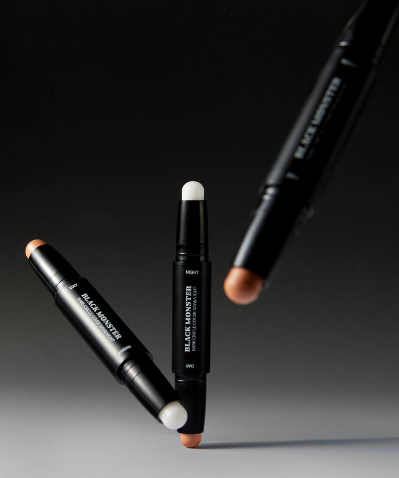 BLACK MONSTER Dark Circle Cover Day & Night de la marque BLACK MONSTER, stylos correcteurs sous lumière noire.