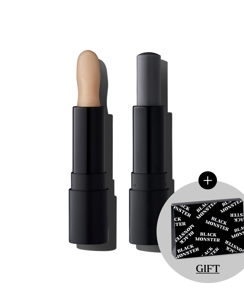 BLACK MONSTER Lip Balm Duo Set, deux sticks lèvres noirs sur fond blanc, marque BLACK MONSTER, duo de baumes.