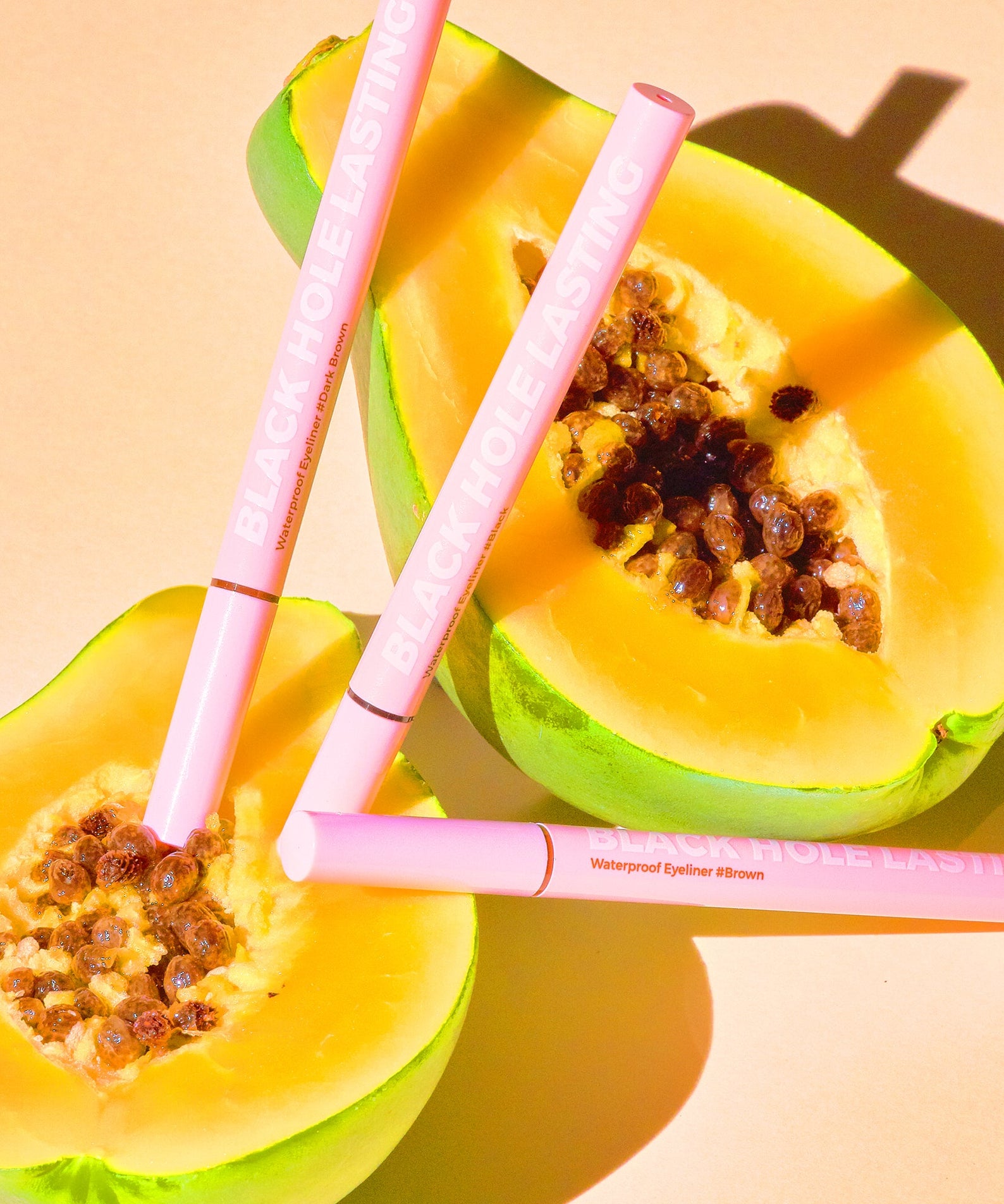 BLESSED MOON Blackhole Lasting Waterproof Eyeliner disponible sur Ma petite Coree, ton Eshop 100% K-beauty en direct de Seoul