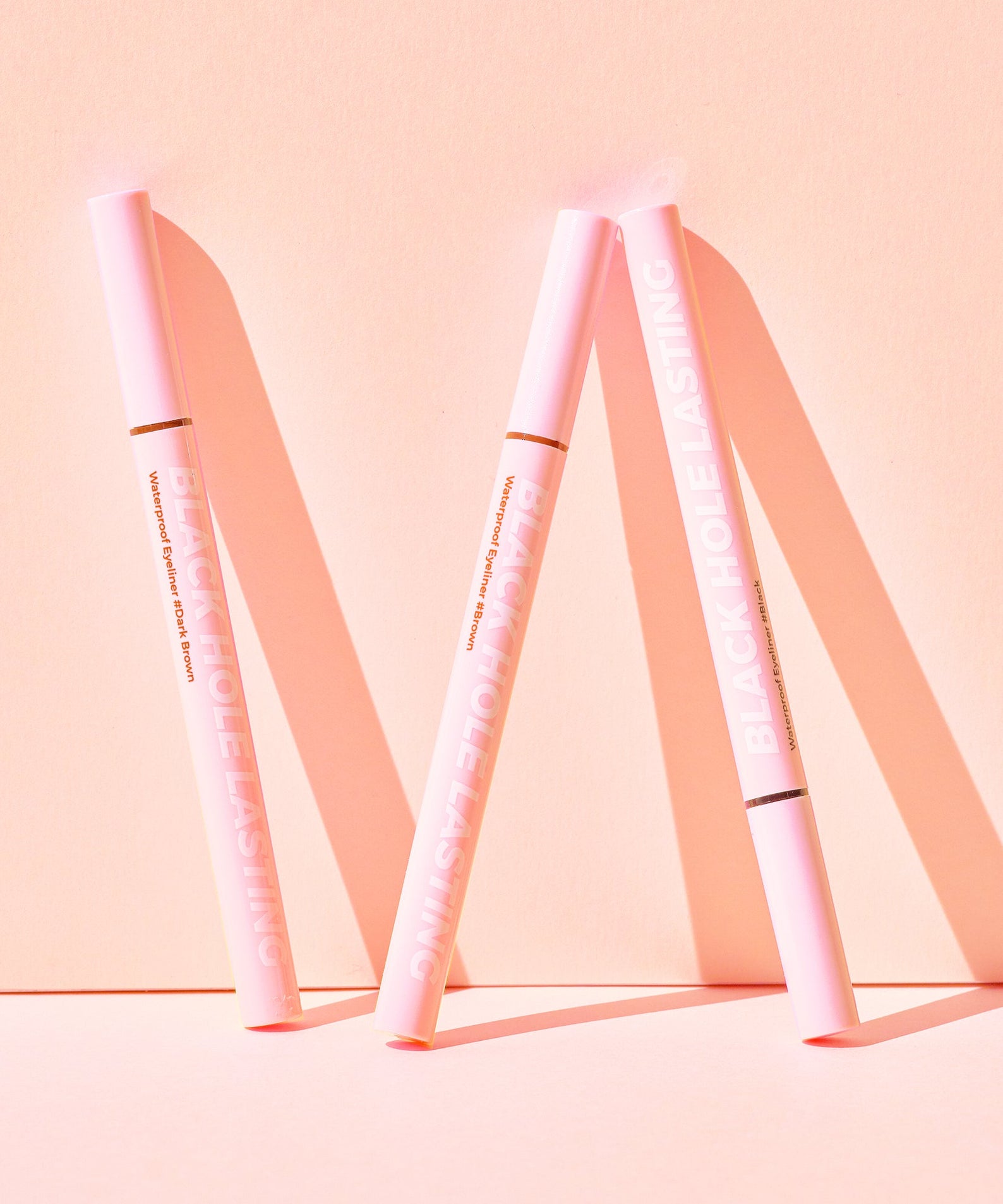 BLESSED MOON Blackhole Lasting Waterproof Eyeliner disponible sur Ma petite Coree, ton Eshop 100% K-beauty en direct de Seoul