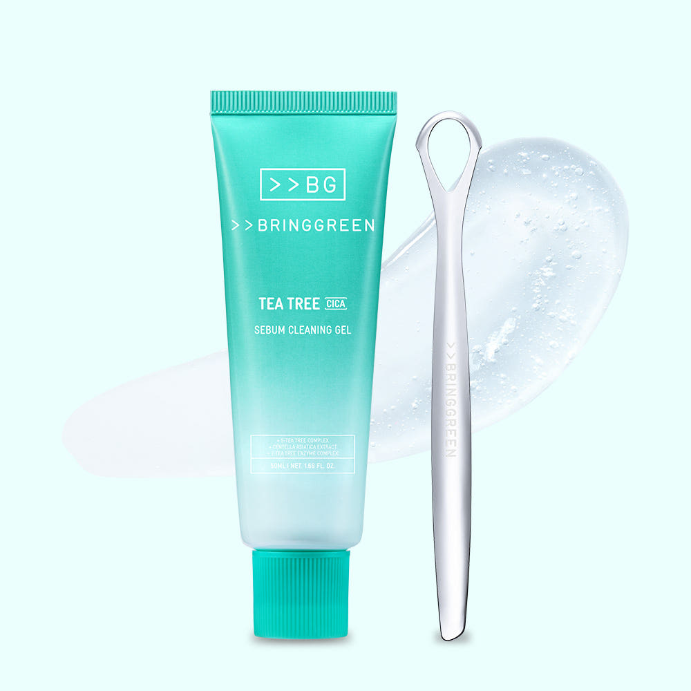 BRINGGREEN Tea Tree Cica Sebum Cleansing Gel 50ml, gel nettoyant de la marque, sur fond clair bleu, avec spatule