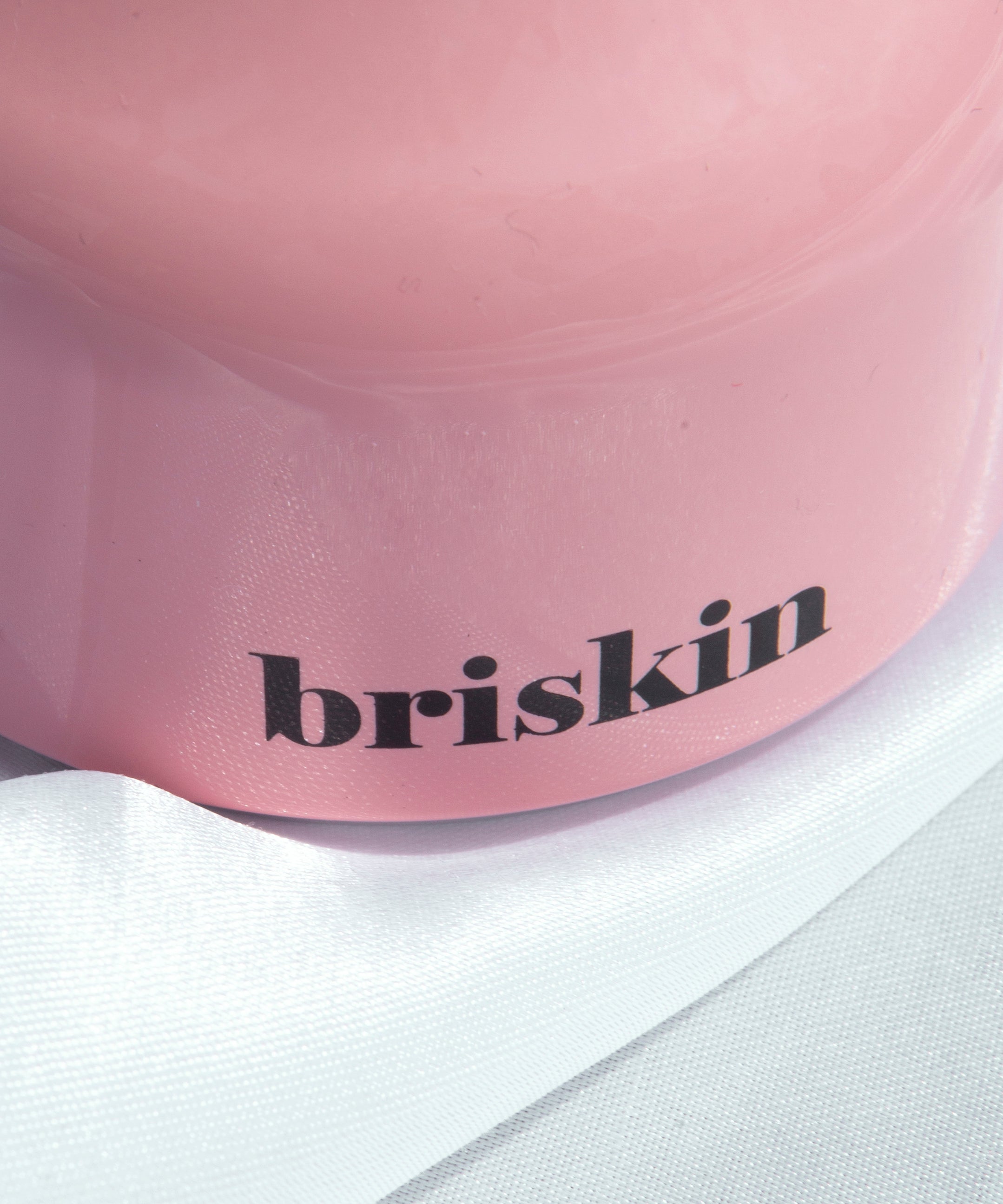 BRISKIN Face & Body Calming Ice Therapy en contenant rose