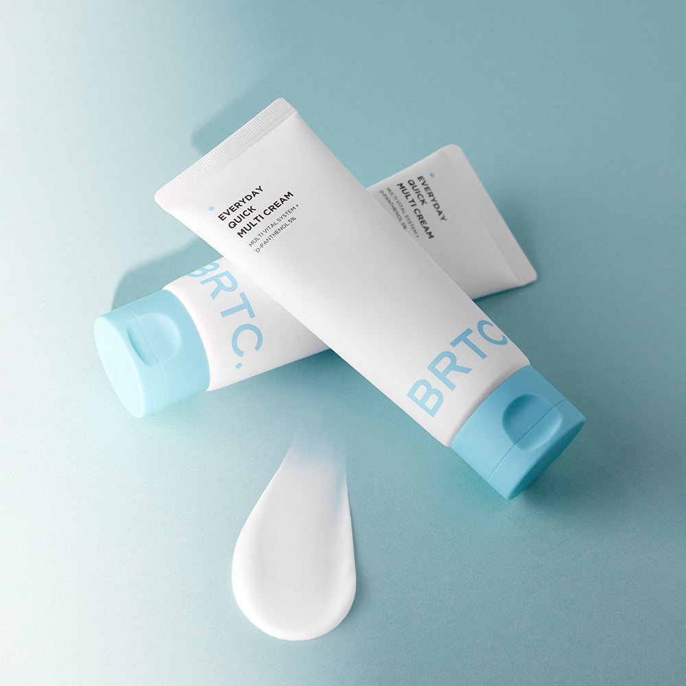 BRTC Everyday Quick Multi Cream 60ml de BRTC, tube bleu et crème blanche sur fond bleu clair.