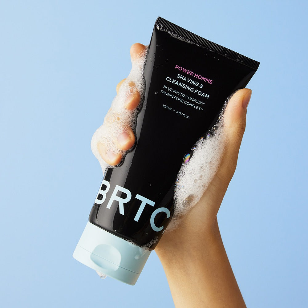 Décris l'image en français en mentionnant le produit, la marque et le contexte visuel: BRTC Power Homme Shaving & Cleanser Foam 150ml.