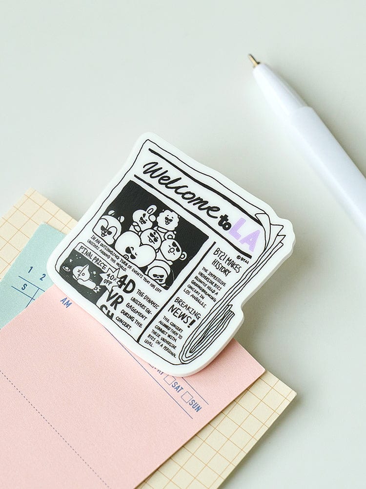 BT21 ACRYLIC MAGNETIC CLIP LA CITY EDITION, clip aimanté acrylique BT21 sur carnet, style papeterie LINE FRIENDS, déco bureau