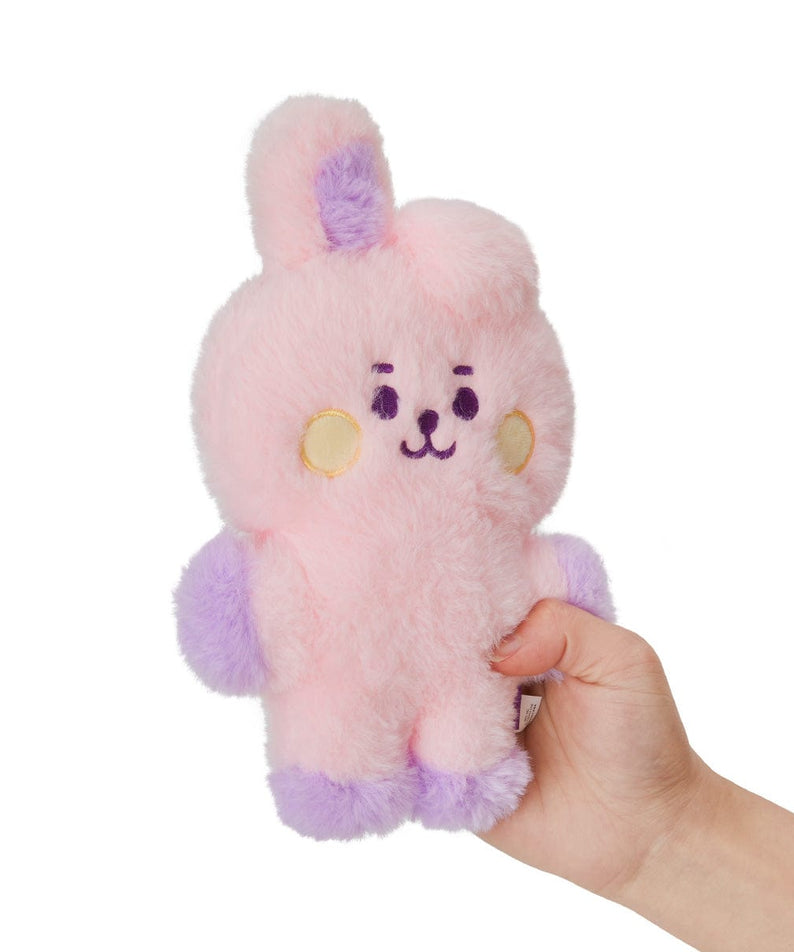 BT21 BABY COOKY FLAT FUR STANDING DOLL PURPLE HEART EDITION peluche officielle, lapin rose violet, tenue en main, déco chambre
