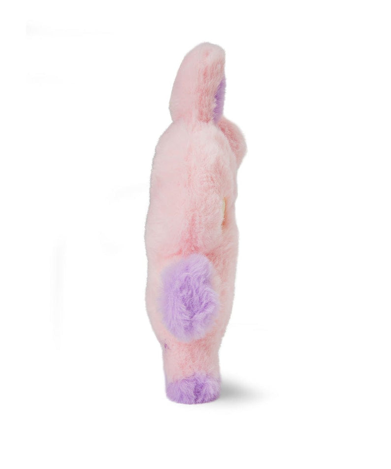 BT21 BABY COOKY FLAT FUR STANDING DOLL PURPLE HEART EDITION : peluche lapin musclé rose/violet, style debout sur fond blanc.