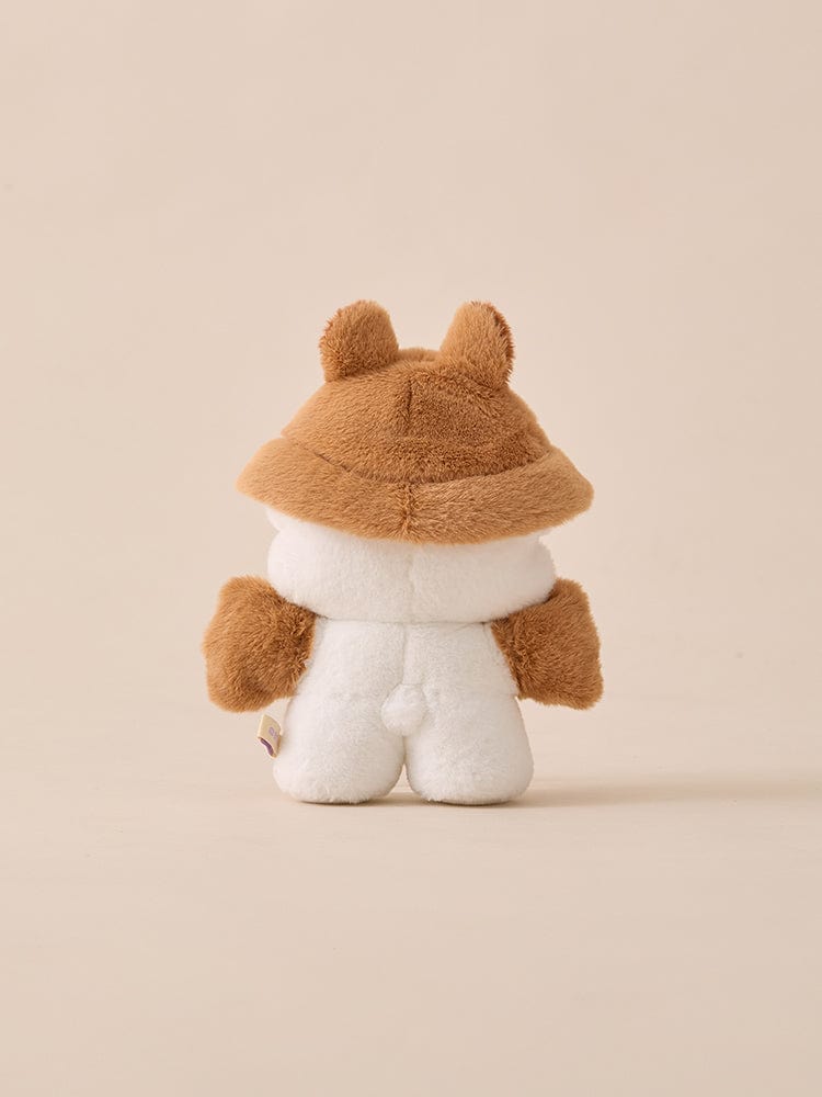 BT21 BABY COSTUME PLUSH CLOSET - QUOKKA FLUFFY : peluche bébé Quokka en costume, sur fond beige, décoration chambre