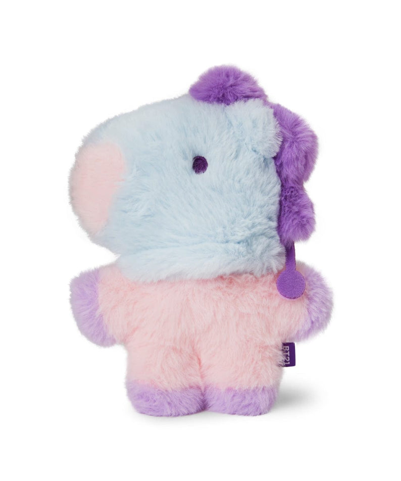 BT21 BABY MANG FLAT FUR STANDING DOLL PURPLE HEART EDITION : peluche debout Mang bleu-violet sur fond blanc.