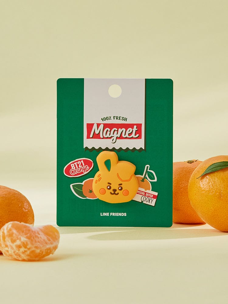 BT21 COOKY BABY SILICONE MAGNET ORANGE PARTY de LINE FRIENDS : magnet COOKY orange sur fond clair, ambiance fête.