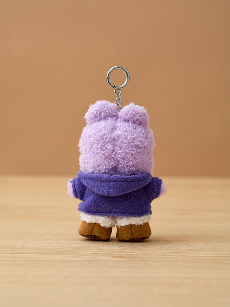 BT21 MANG minini DOLL KEYRING BOOTS EDITION : porte-clés MANG en peluche, style danseur masqué j-hope, sur fond beige.