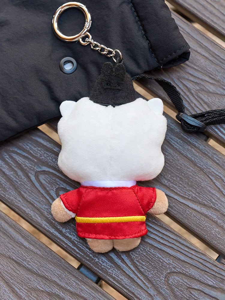 BT21 RJ BABY PLUSH KEYRING K-EDITION 2, porte-clés peluche RJ sur sac, style K-pop LINE FRIENDS, fond bois