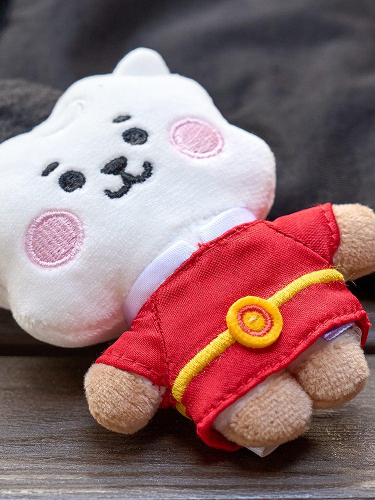 BT21 RJ BABY PLUSH KEYRING K-EDITION 2, porte-clés plush RJ alpaga, officiel LINE FRIENDS, sur fond sombre.