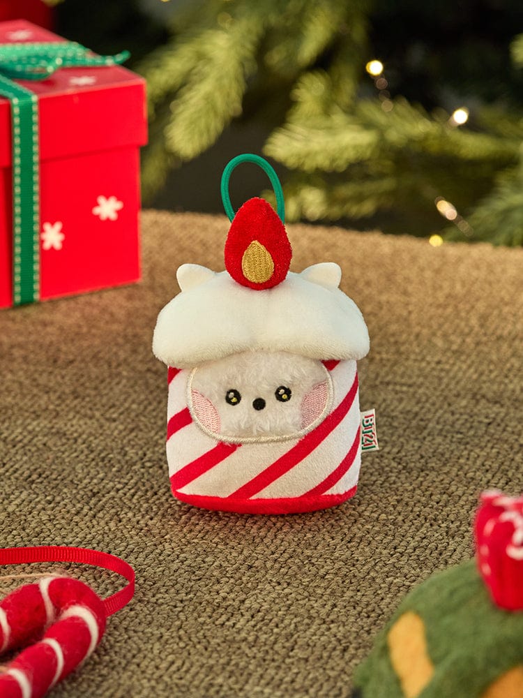 BT21 RJ mini minini ORNAMENT PLUSH KEYRING PETITE HOLIDAY : porte-clés RJ en alpaga, Noël sur fond sapin et cadeaux