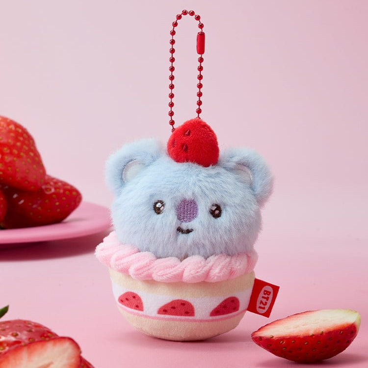 BT21  Strawberry Party Strawberry Tart Doll Keychain : porte-clés mignon tartlette fraise, décor de fraises sur fond rose, style BT21.