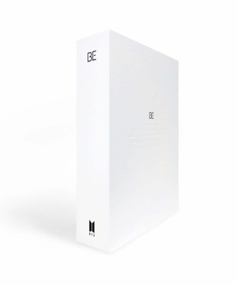 BTS - [BE] (Deluxe Edition) Limited - Album Kpop : coffret blanc minimaliste, marque BTS, fond clair, édition deluxe