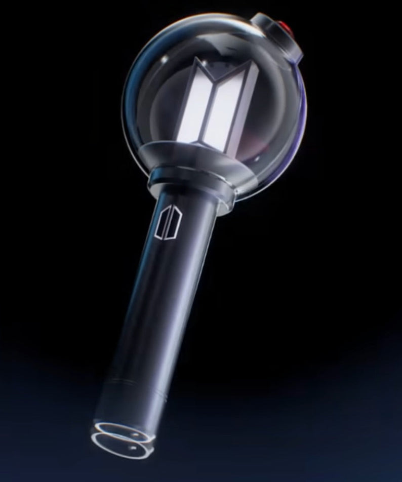 BTS OFFICIAL LIGHT STICK VER.4 [PREORDER] — lumière BTS, stick officiel sur fond sombre, visuel de précommande.