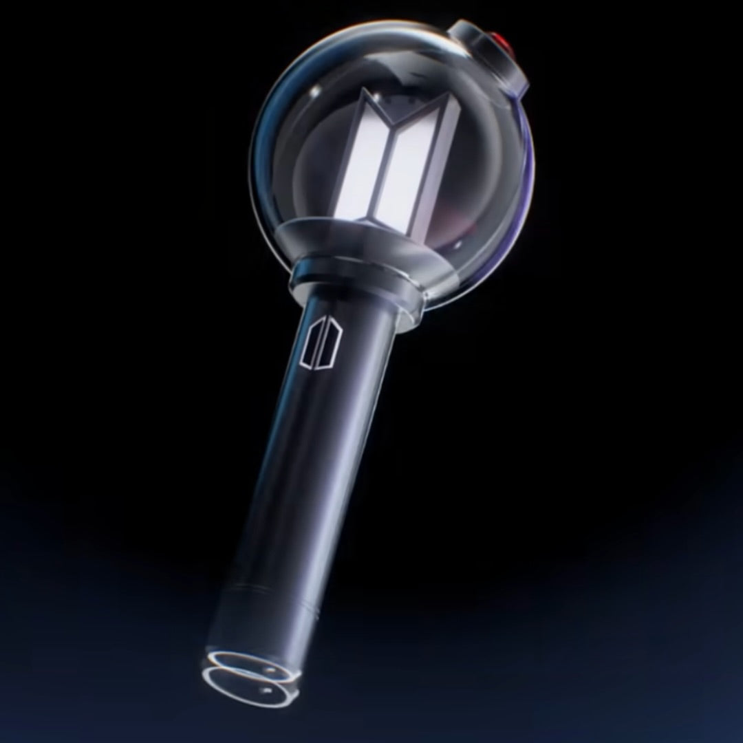 BTS OFFICIAL LIGHT STICK VER.4 [PREORDER] — lumière BTS, stick officiel sur fond sombre, visuel de précommande.