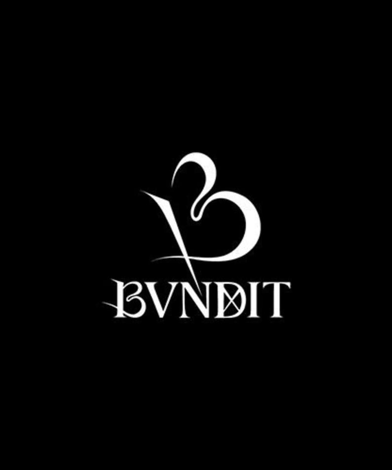 BVNDIT - 3rd MINI ALBUM [Re-Original] - Album Kpop, cover BVNDIT noire avec logo “B” stylisé sur fond sombre.