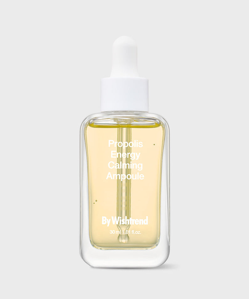 BY WISHTREND Propolis Energy Calming Ampoule 30ml, flacon d’ampoule apaisante By Wishtrend sur fond clair.