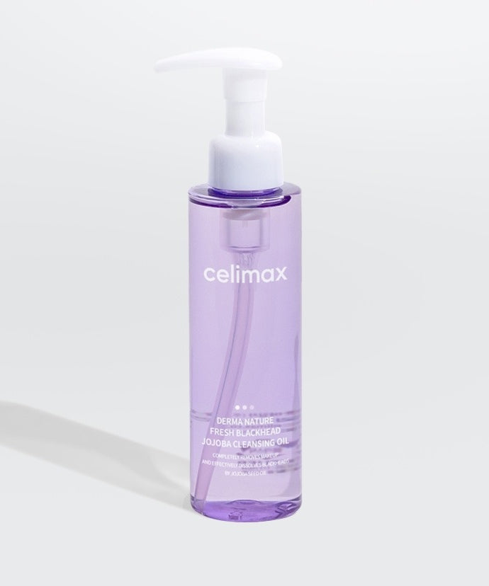 CELIMAX Derma Nature Fresh Blackhead Jojoba Cleansing Oil 150ml en bouteille avec pompe, produit de soin pour le visage, fond blanc.