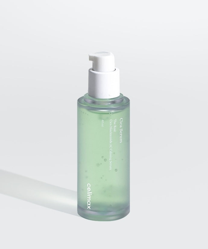 Flacon de CELIMAX The Real Cica Nicinamide AC Calming Seru 40ml, sérum apaisant pour la peau, idéal pour une routine de soin quotidienne.