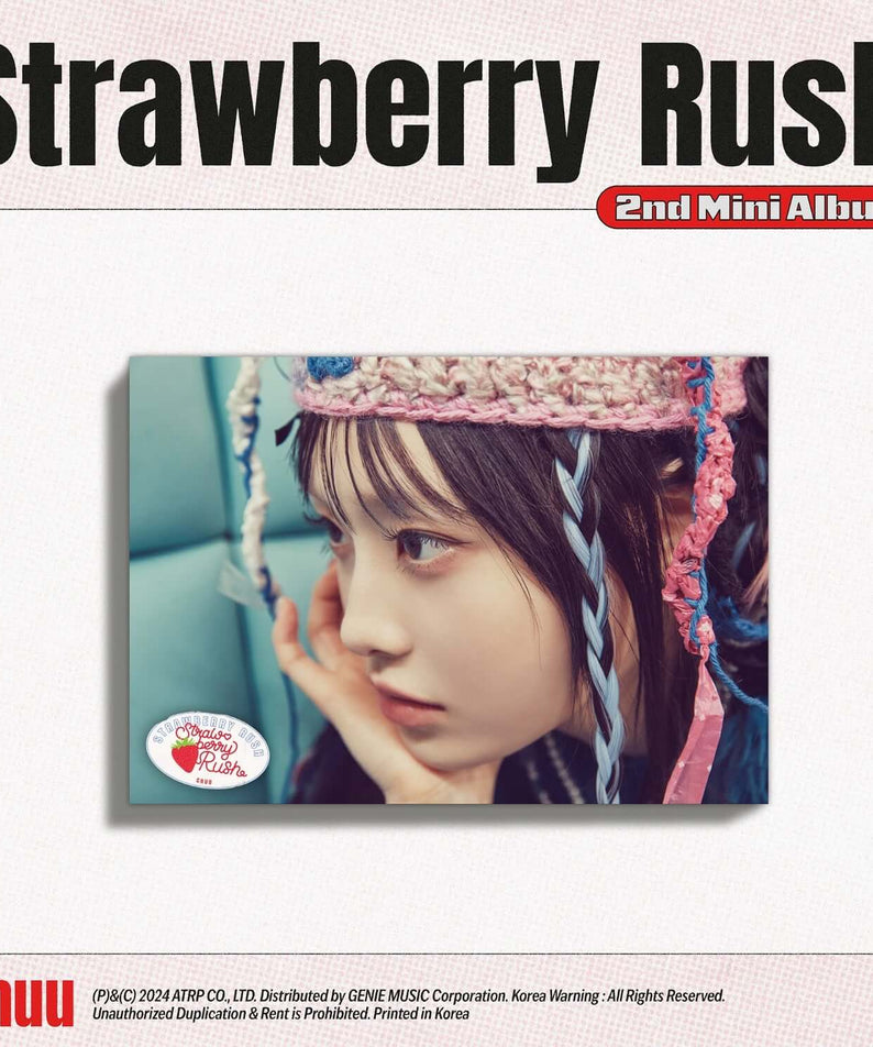 CHUU - [Strawberry Rush] (STAYG ALBUM ver.) - Album Kpop, visuel cover avec photo et titre “Strawberry Rush”