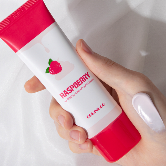 CORINGCO Rasberry Whipping Tone Up Sunscreen 50ml disponible sur Ma petite Coree, ton Eshop 100% K-beauty en direct de Seoul