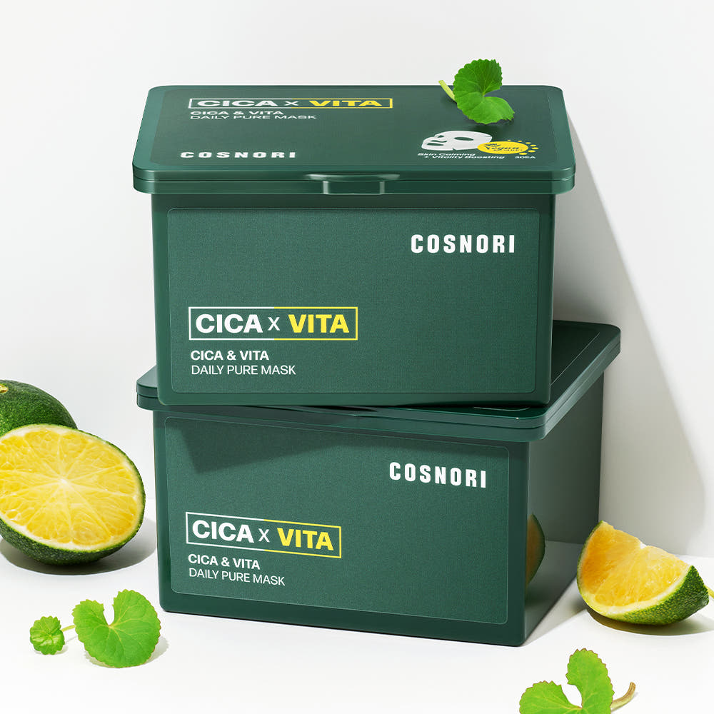 COSNORI Cica & Vita Daily Pure Mask 30 sheets, boîtes vertes sur fond blanc avec feuilles et fruits (citrons, kiwis).