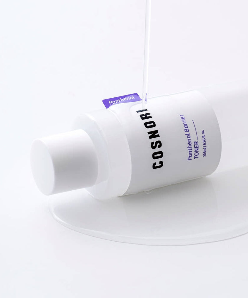 COSNORI Panthenol Barrier Toner 205ml de COSNORI, flacon blanc sur fond clair, gros plan visuel du produit