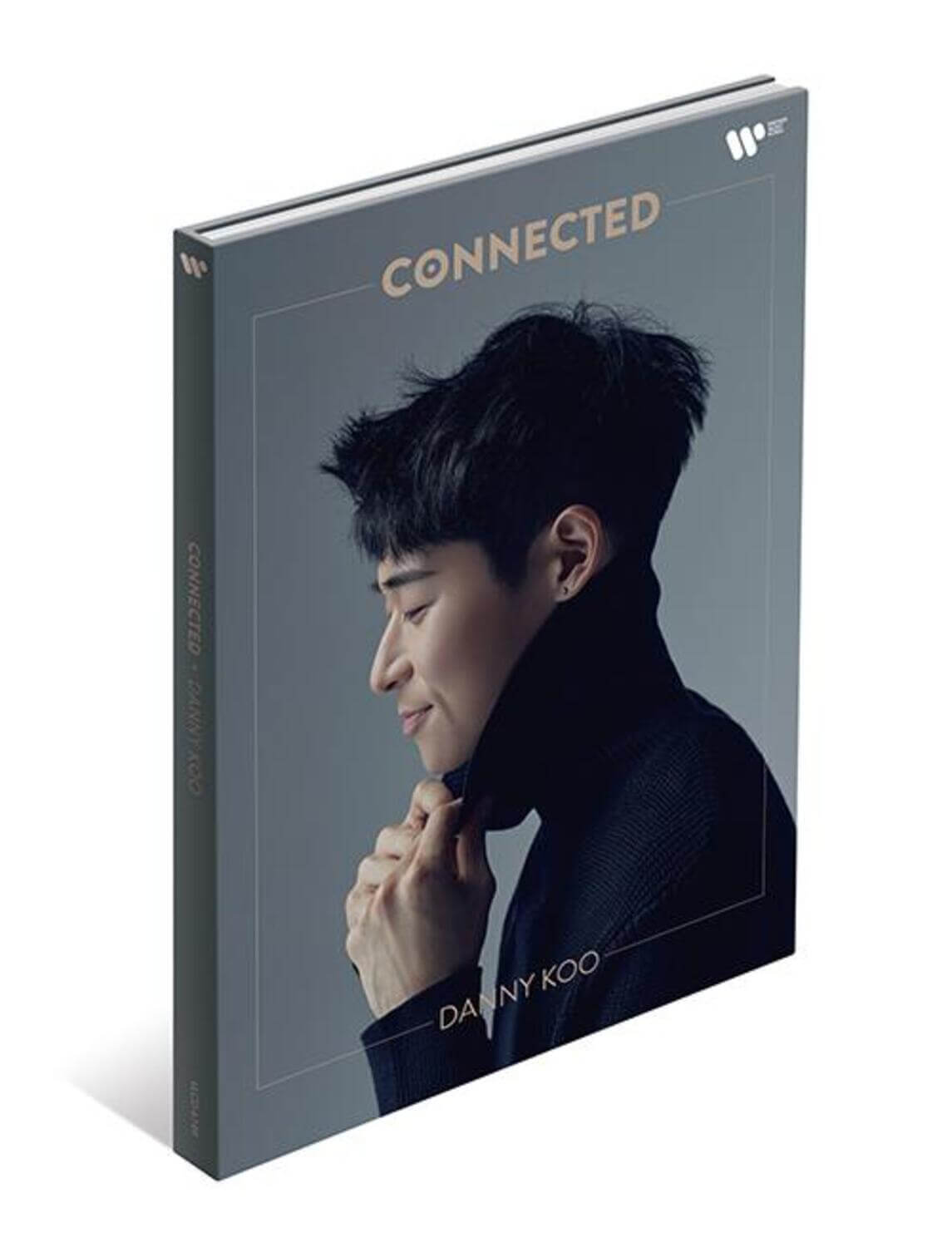 DANNY KOO - [Connected] - Album Kpop, jaquette avec portrait de DANNY KOO sur fond sombre, style musique pop connectée