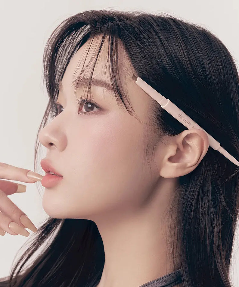 DASIQUE Pro Detail Brow Pencil 6 colors de la marque DASIQUE, maquillage des sourcils sur modèle, gros plan