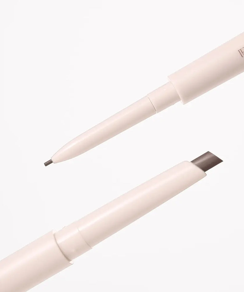 DASIQUE Pro Detail Brow Pencil 6 colors, crayon à sourcils de la marque DASIQUE, sur fond clair, détail de la mine.