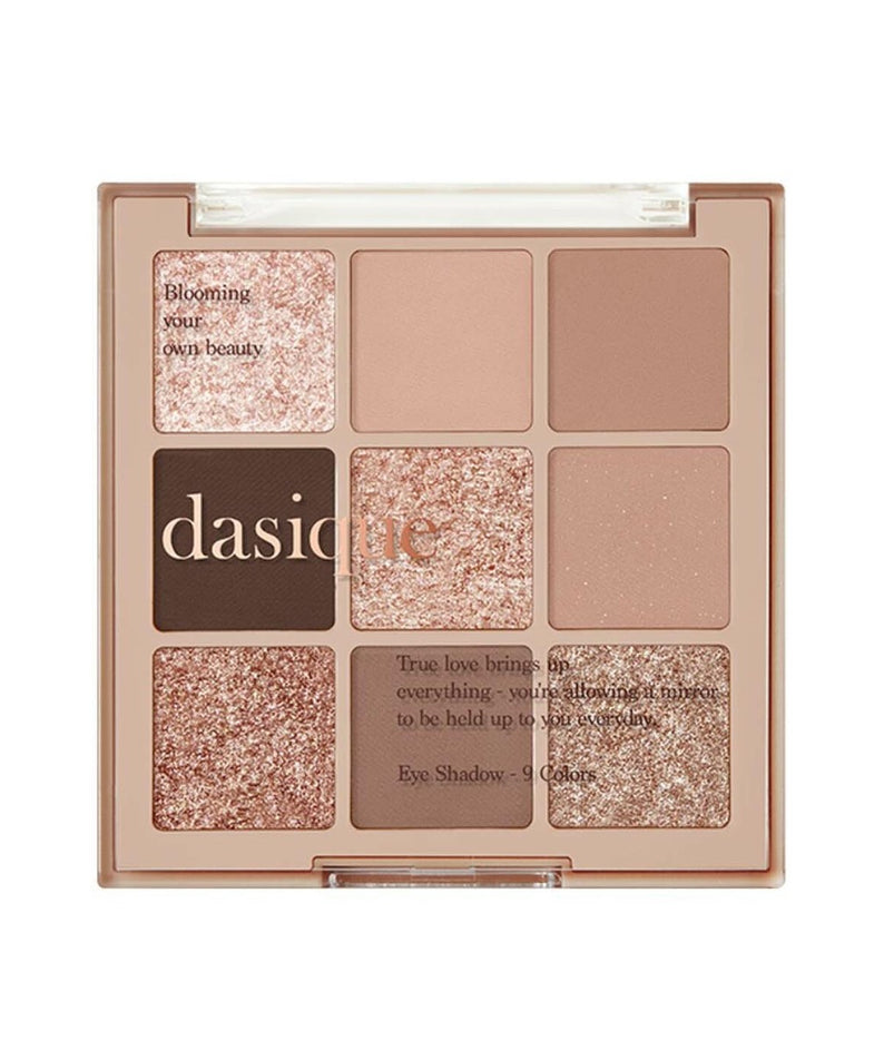 DASIQUE Shadow Palette 8g (#01 - #39) : palette de fards nude dorés et bruns, produit en vue sur fond clair.