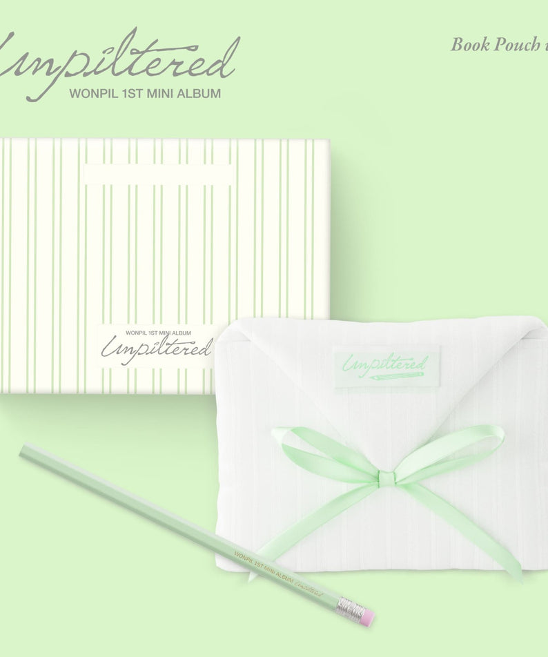 DAY6 - Unpiltered (Book Pouch ver.) - Album Kpop, pochette livre blanche verte, photo produit DAY6 sur fond vert clair