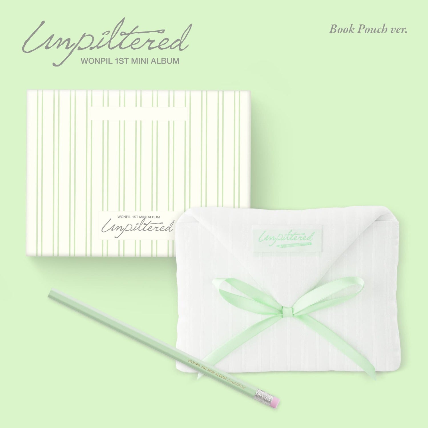 DAY6 - Unpiltered (Book Pouch ver.) - Album Kpop, pochette livre blanche verte, photo produit DAY6 sur fond vert clair