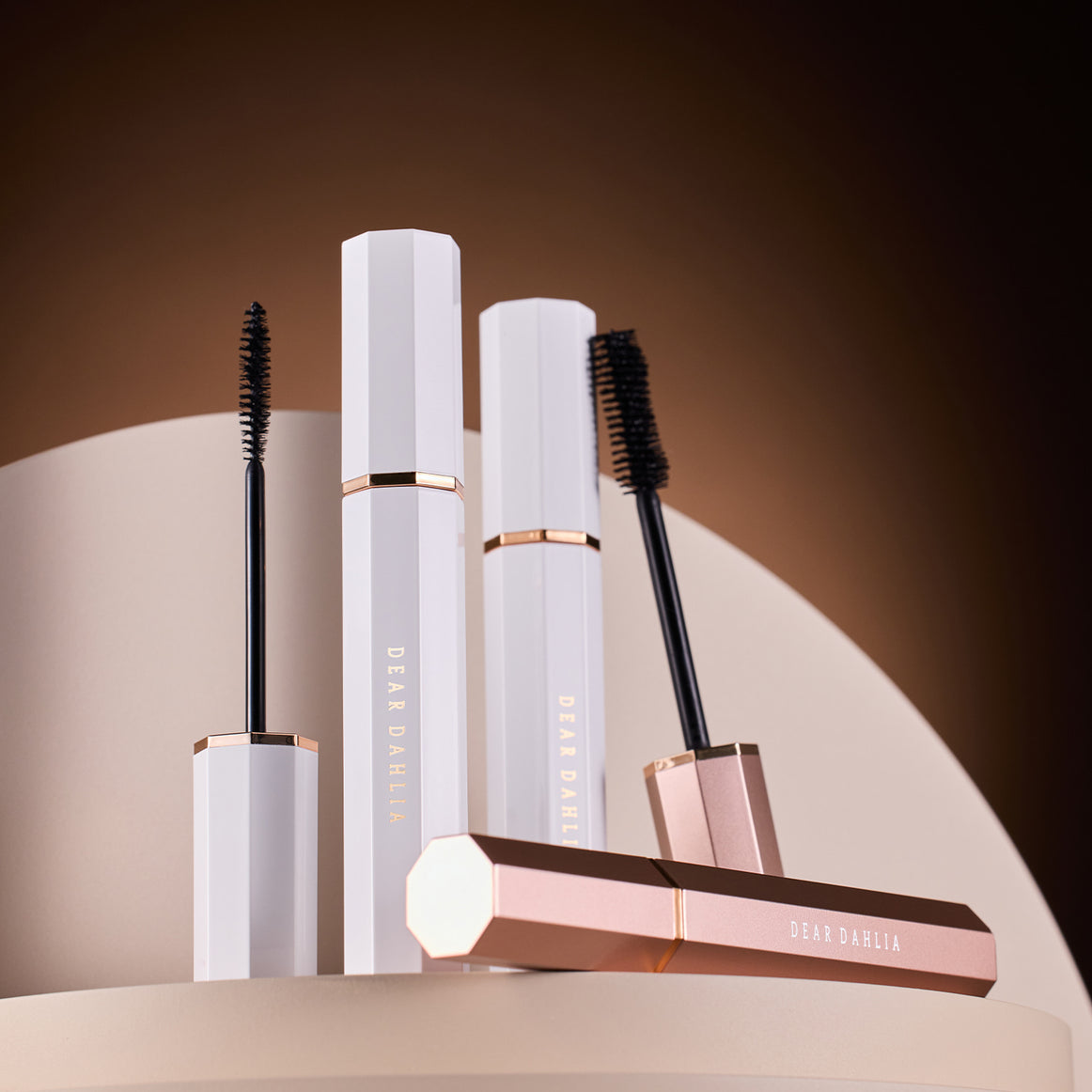 DEAR DAHLIA Paradise Dream Volume & Long Lash Mascara disponible sur Ma petite Coree, ton Eshop 100% K-beauty en direct de Seoul