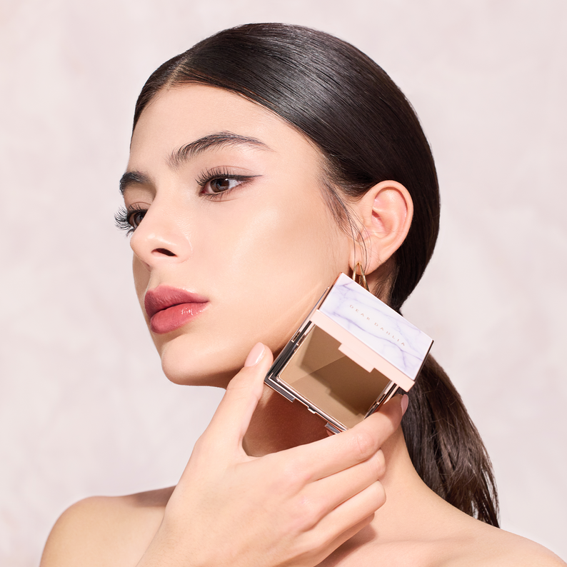 DEAR DAHLIA Skin Silhouette Contour Dou disponible sur Ma petite Coree, ton Eshop 100% K-beauty en direct de Seoul