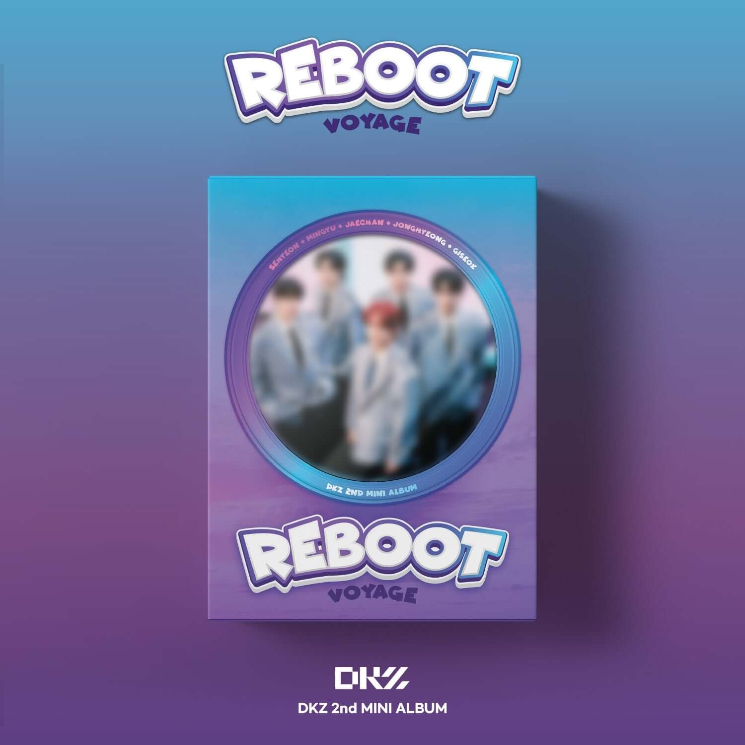DK - 2nd Mini Album [REBOOT] (VOYAGE ver.) - Album Kpop, jaquette «REBOOT VOYAGE» sur fond dégradé violet/bleu.