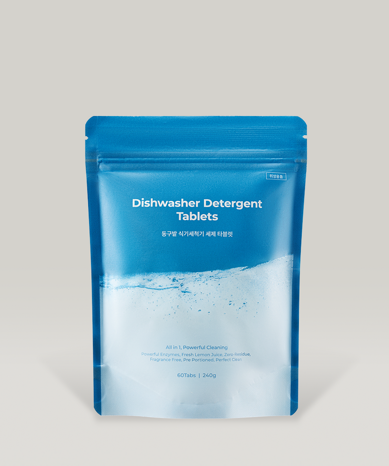 Paquet de DONGGUBAT Dishwasher Detergent Tablets 60 240g sur fond blanc, offrant un nettoyage puissant pour lave-vaisselle.