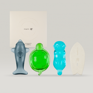 DONGGUBAT Baradan Surf Sea Friends Perfume Bar Set de la marque DONGGUBAT, coffret visuel sur fond crème avec formes marines