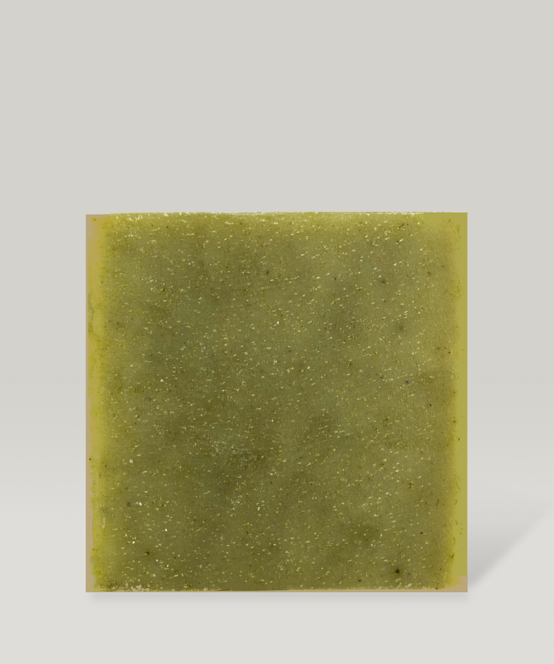 DONGGUBAT Dream Soap Lattuce de la marque DONGGUBAT, cube vert, photo produit sur fond clair, contexte visuel minimal.