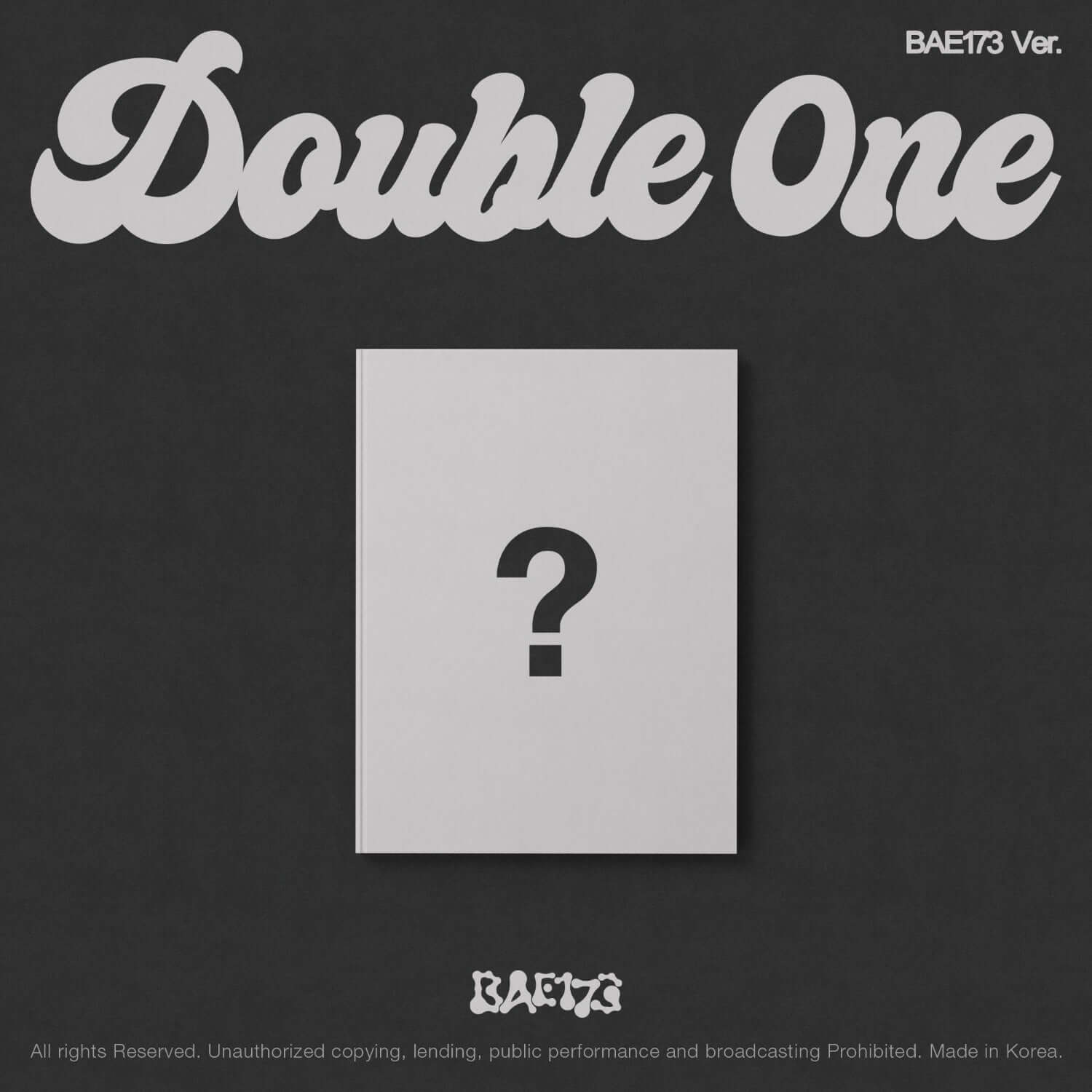 DOUBLE 0NE - 1st Album [Xpert] (BAE173 ver.) - Album Kpop, pochette noire avec logo BAE173 et carte vierge