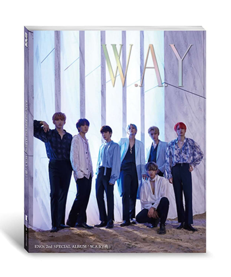 ENOI - [W.A.Y (雨 - WhereAreYou] - Album Kpop : couverture avec groupe K-pop devant rideaux bleus, marque ENOI visible.
