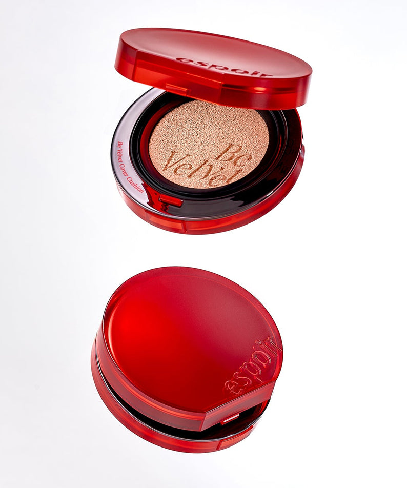 Coussin cosmétique ESPOIR BE VELVET COVER CUSHION SPF42 PA++, élégante boîte rouge et dorée. Maquillage haute qualité.