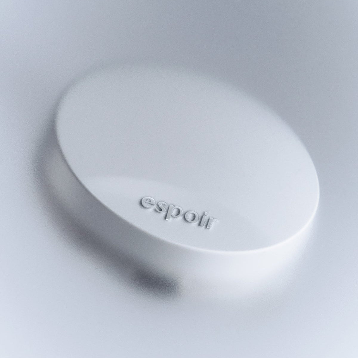 ESPOIR Silk Skin Layer Cushion SPF42 PA++